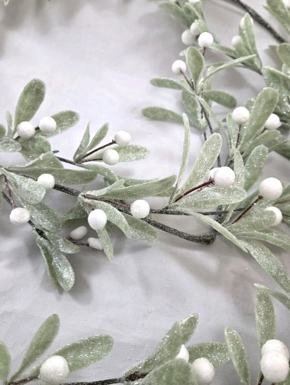 Hobby Lobby Glitter Mistletoe Garland 6 Ft Christmas Green White Lot of 2